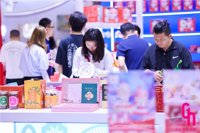 2025深圳礼品家居展盛大启幕：全场景采购盛宴引领礼业创新风潮(图3)